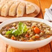 Soupe aux légumes et lentilles